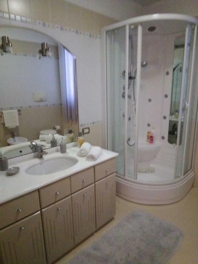 Martanna Villa Карини Екстериор снимка